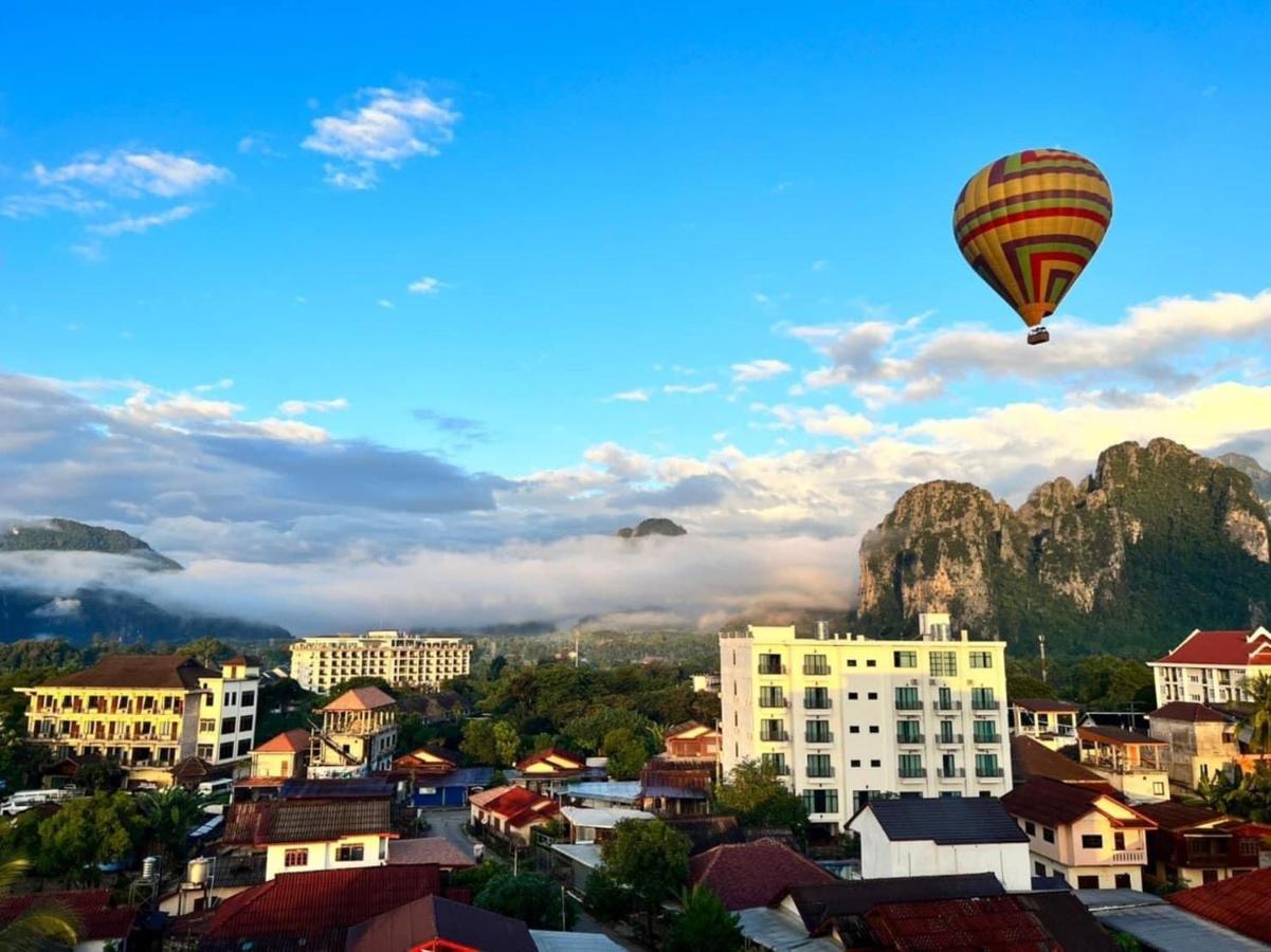 Vang Vieng Topview Hotel Exteriör bild